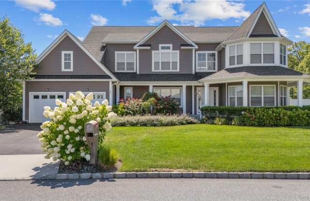 27 Lilac Lane photos photos