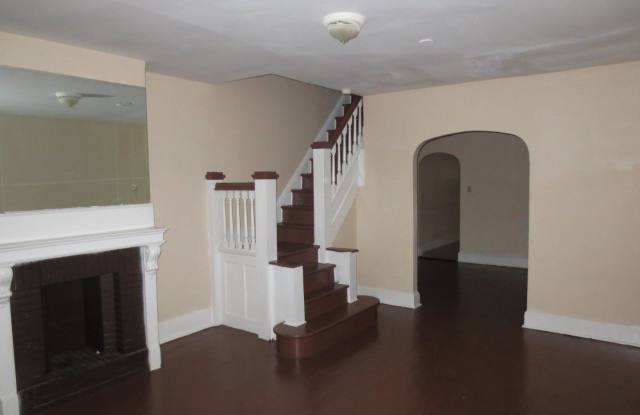17 N ROBINSON STREET Gallery 4