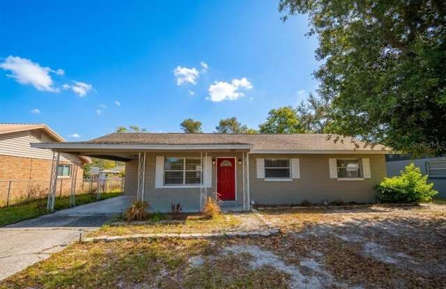 606 HOLT CIRCLE photos photos