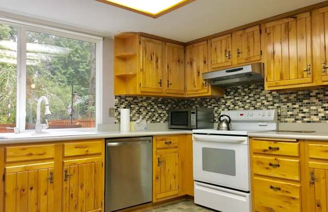 10436 NE 204th Place Gallery 3