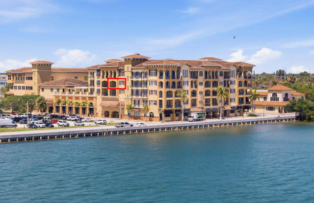 20 Orange Avenue photos photos