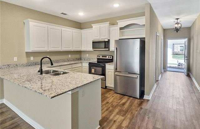 16210 THORNCROWN Lane Gallery 3