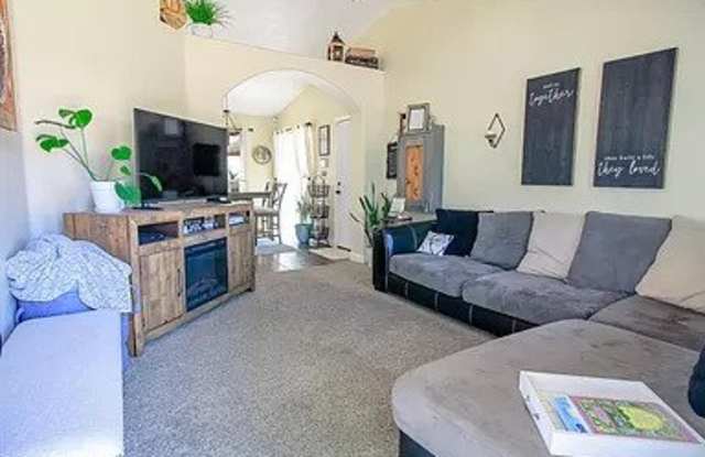 320 North 2790 East Gallery 3