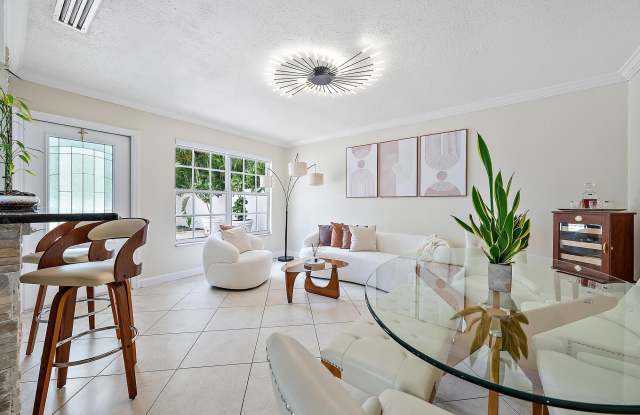 904 Ortega Road photos photos