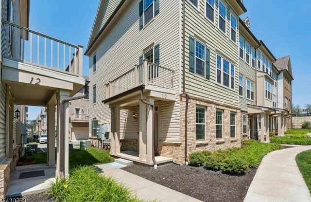 10 Cortland Ct Gallery 2