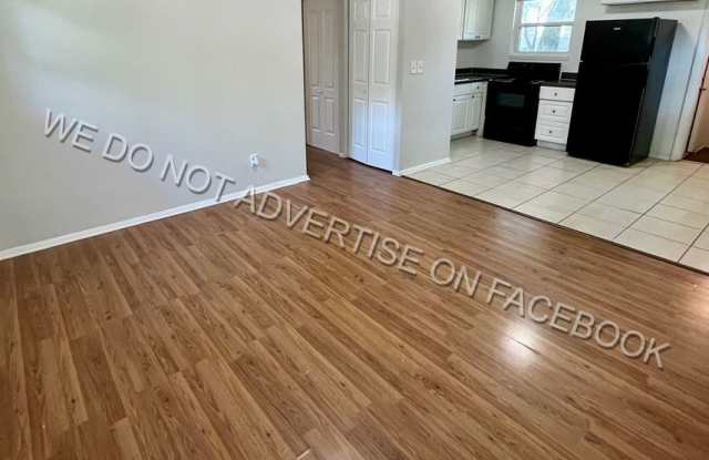 $200 OFF FIRST MONTH RENT - Gorgeous 3 bedroom / 1 bathroom home ready for rent! Gallery 3