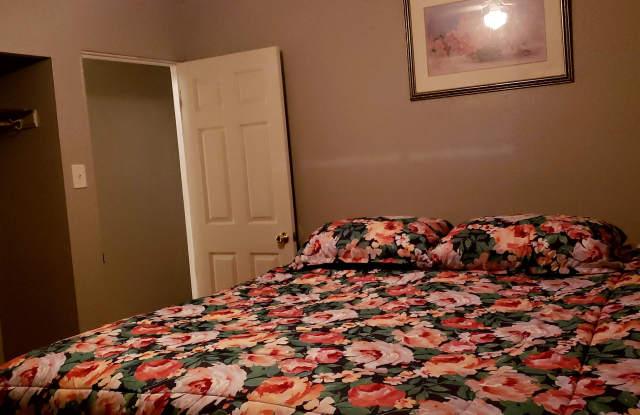 157 Perthshire Rd photos photos