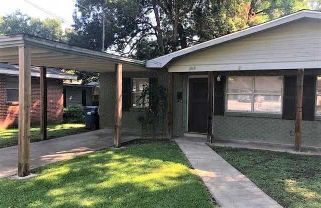 1618 W St. Mary Blvd photos photos