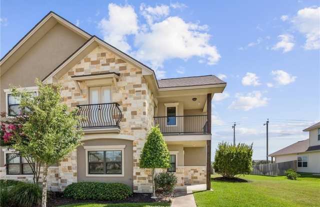 1443 Buena - 1443 Buena Vista Drive, College Station, TX 77845