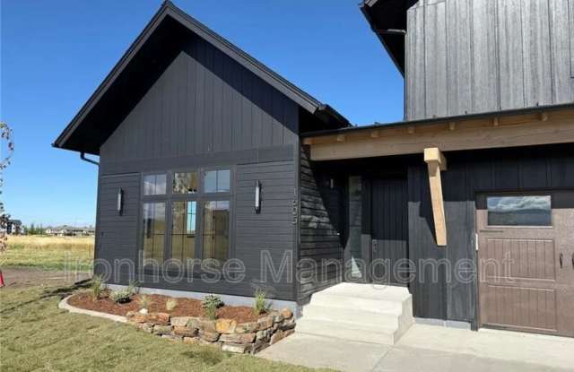 1605 Cambridge Dr. Gallery 2