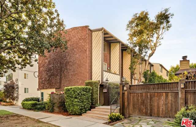 621 California Ave unit: 2 photos photos 621 California Ave unit: 2 photos photos