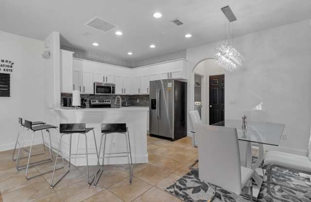 16748 LAZY BREEZE Loop Gallery 4