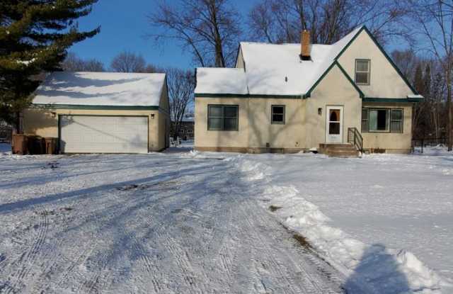 1925 County Road E East - 1925 County Road E East, White Bear Lake, MN 55110
