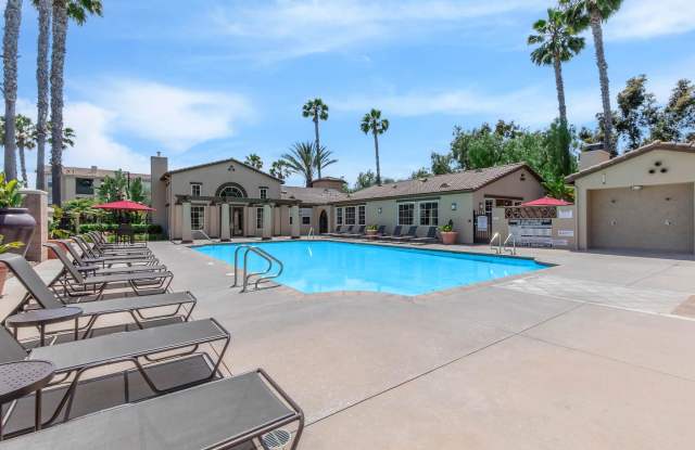 Laurel Vista Apartment Homes Gallery 2