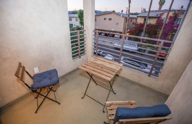 5838 GREGORY AVE Gallery 3