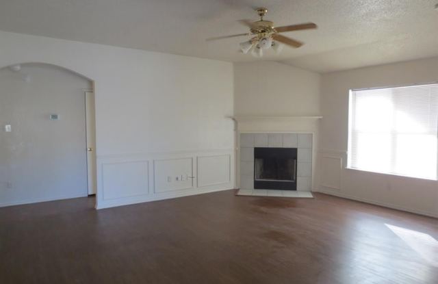 1823 Lost Crossing Trail Gallery 2