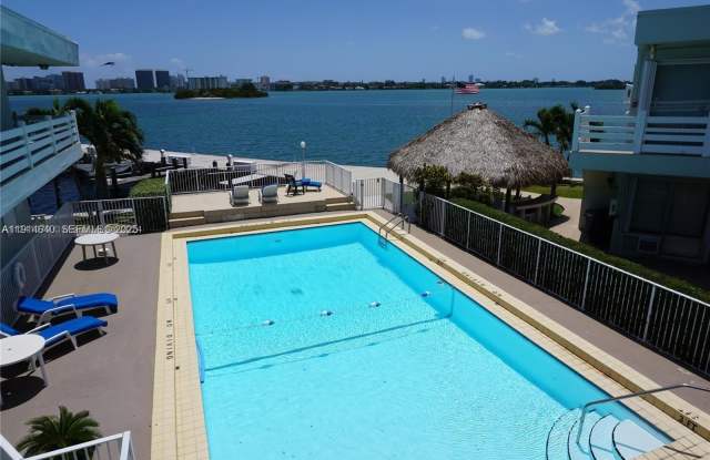 2700 NE 135th St photos photos