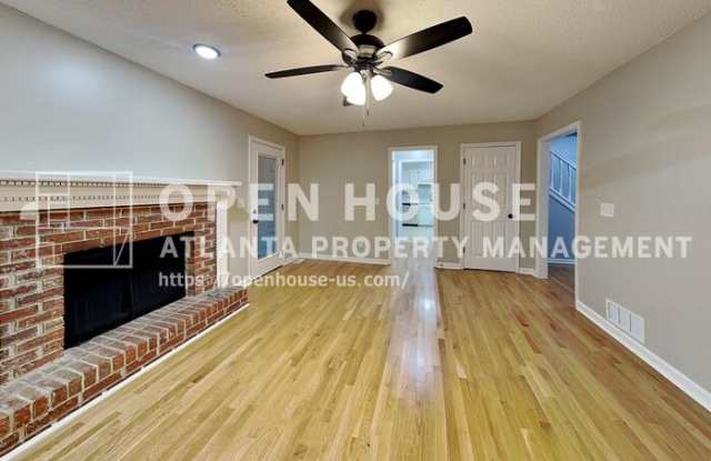 4241 Glenforest Way Gallery 3
