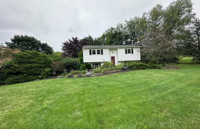 1093 W Trindle Rd - 1093 West Trindle Road, Cumberland County, PA 17055