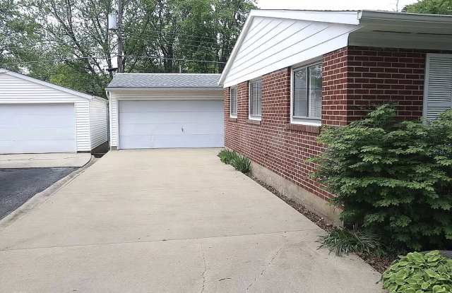 312 Rowe Dr photos photos