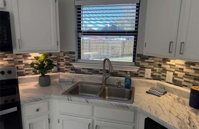 1088 W Hills Terrace Gallery 2