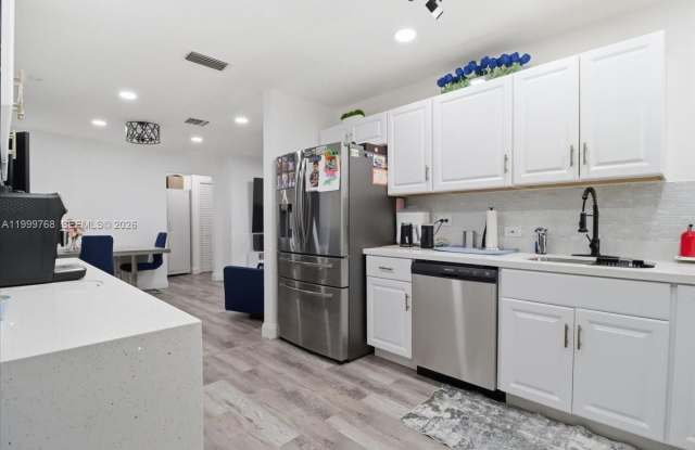 7551 Polk Street photos photos