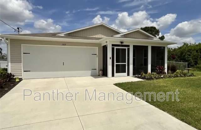 1519 NE 33rd Lane photos photos