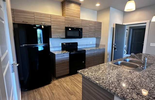 Maddyn J photos photos