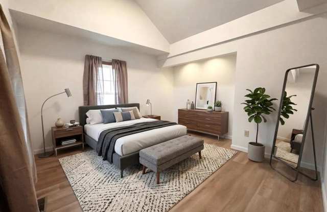 2 Bedroom w/ Bonus Room in York! Gallery 3