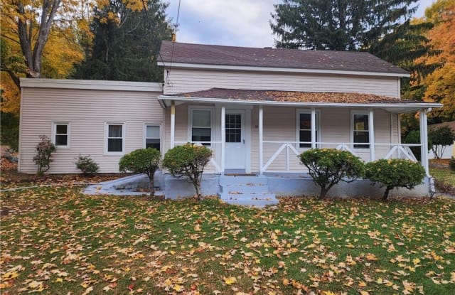18 Matthew Street - 18 Matthew St, New Haven County, CT 06712