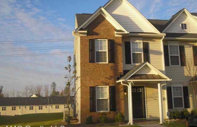 816 Savin Landing Gallery 2