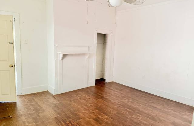 119 North Baxter Street Gallery 4