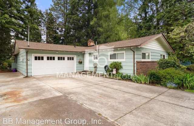 741 NE Grant Street - 741 Northeast Grant Street, Hillsboro, OR 97124