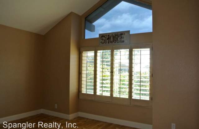 6908 Carnation Drive Gallery 4
