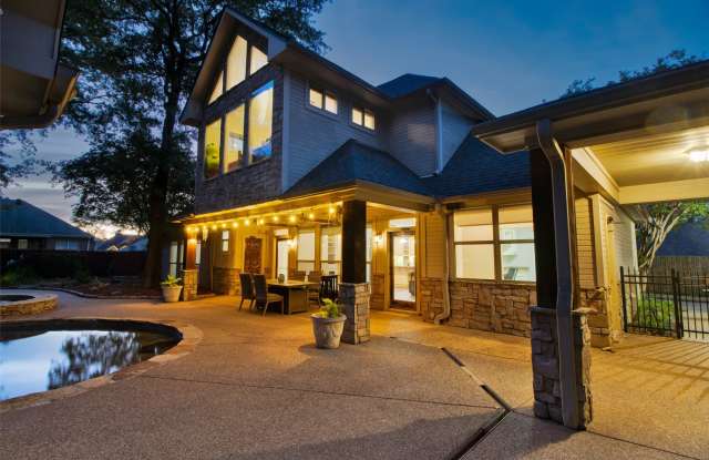 3815 Holly Ridge Drive Gallery 2
