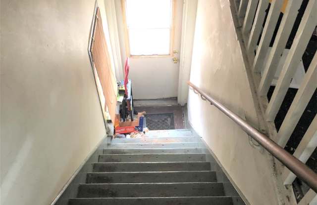 838 East Johnson Street, 2 - Upper Gallery 2