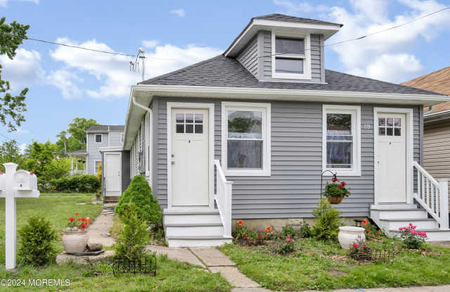 89 Forest Avenue photos photos