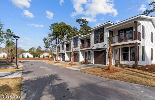 1910 Seacottage Way - 1910 Seacottage Way, Wilmington, NC 28403