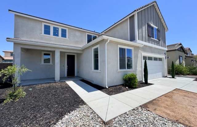 Spacious 5 Bedroom Home for Lease with Solar INCLUDED  in the Desirable Spencer’s Crossing Community! photos photos