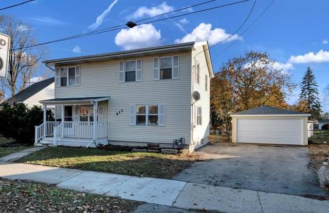 411 East Division Street - 411 East Division Street, Lockport, IL 60441