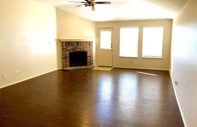 315 Broken Arrow Gallery 2