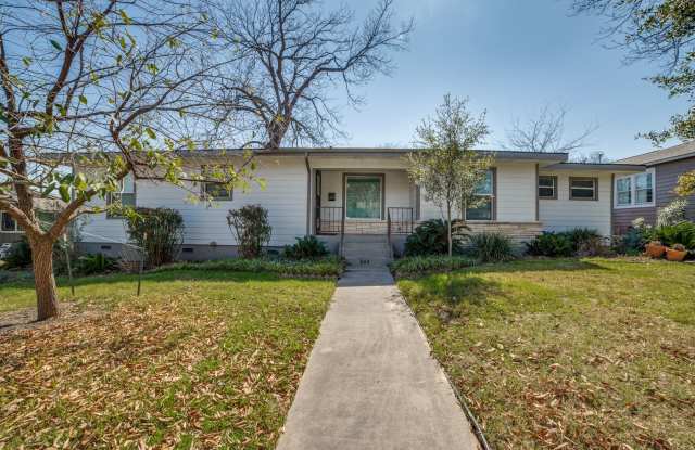 Charming 3 Bedroom in Alamo Heights photos photos Charming 3 Bedroom in Alamo Heights photos photos
