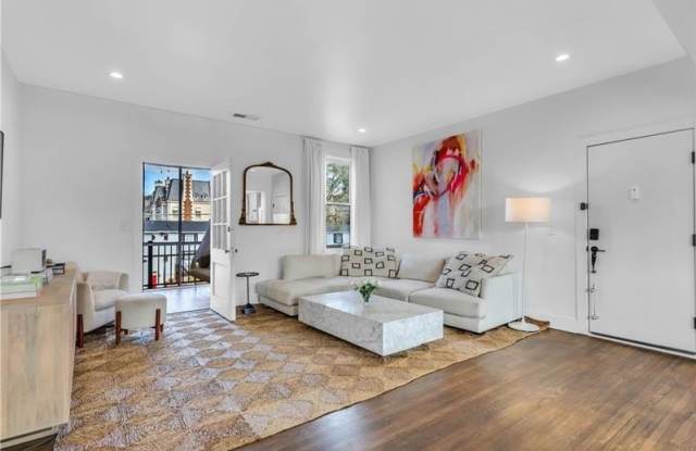 88 Peachtree Memorial Drive NW photos photos