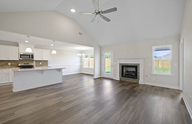 8850 Snelling Drive Gallery 4