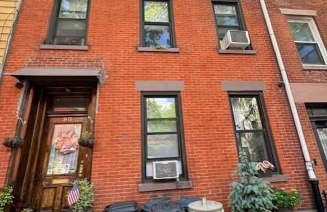 80 N 8th Street unit: 2 photos photos