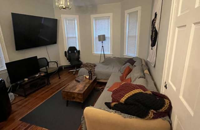 63 Marshfield St. photos photos