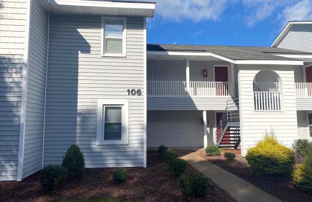 106 W Victoria Court unit: D - 106 West Victoria Court, Greenville, NC 27834