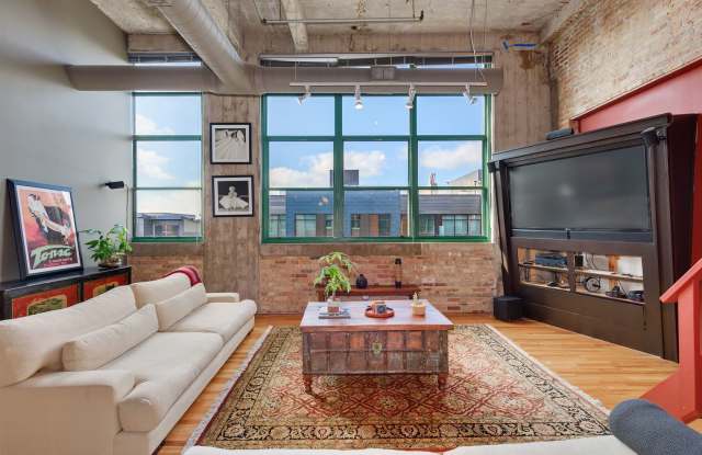 1017 W Washington Blvd Unit 6F Gallery 2