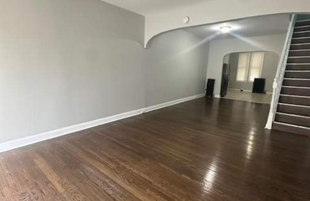 2585 W FAYETTE Street Gallery 2