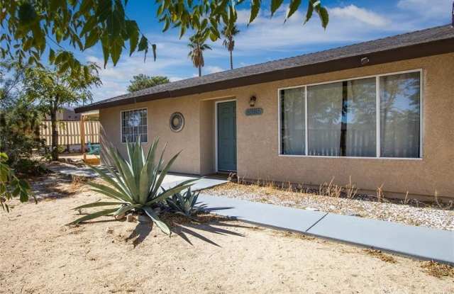 6886 Hillview photos photos